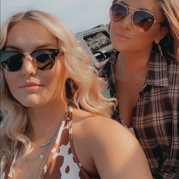 Meet your Posher, Zijada - Picture 1 of 1